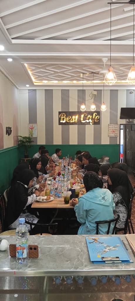 Best Cafe gallery photo 4